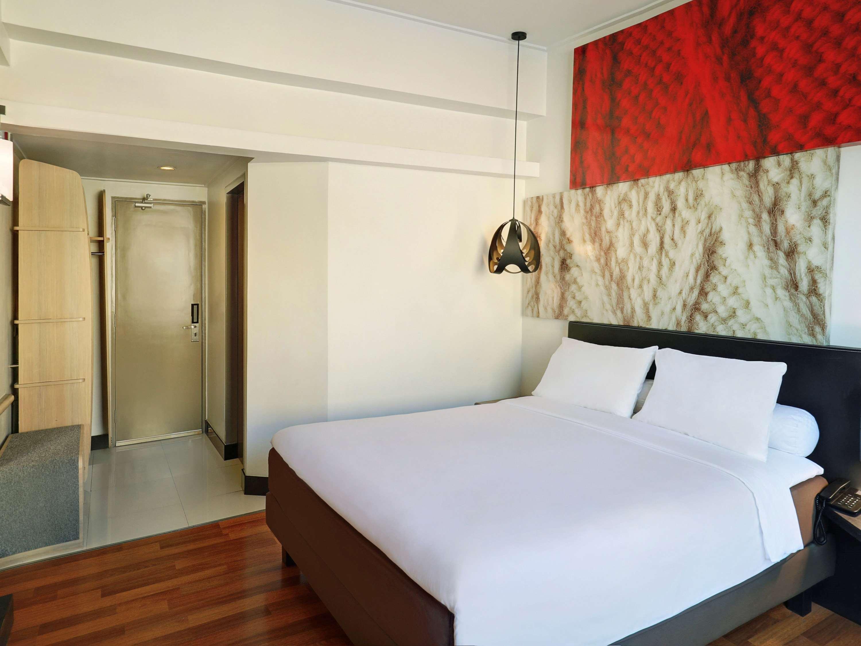 Hotel Ibis Malioboro Yogyakarta Exterior foto