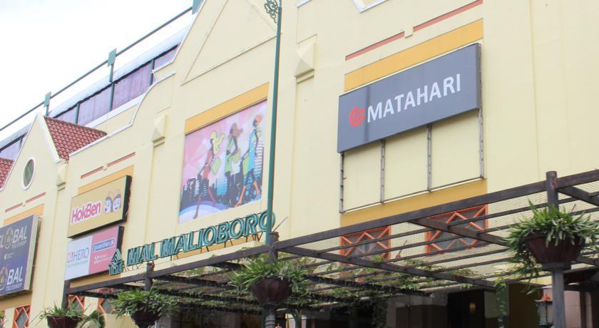 Hotel Ibis Malioboro Yogyakarta Exterior foto
