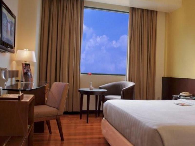 Hotel Ibis Malioboro Yogyakarta Exterior foto